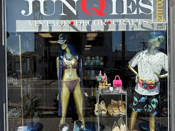 Junquies