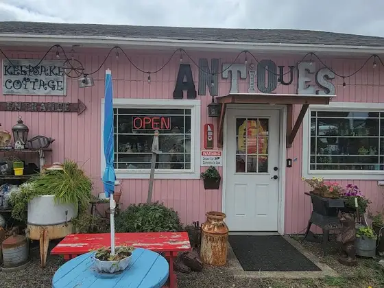 Keepsake Cottage Antiques