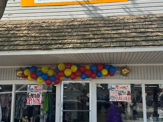 La Mision Thrift Store