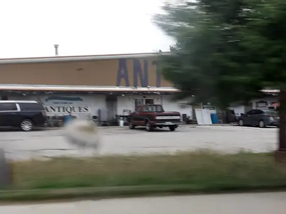 Lake Manawa Antiques