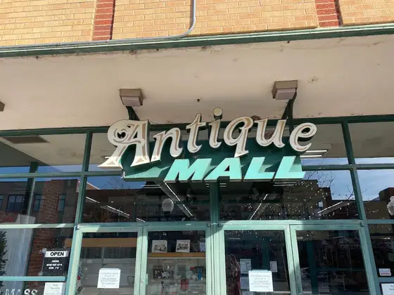Lawrence Antique Mall