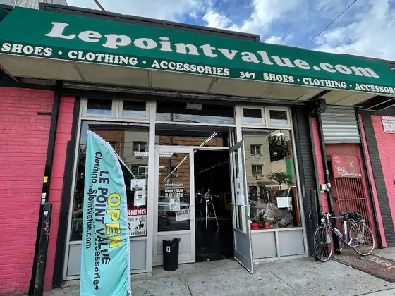 Le Point Value Thrift