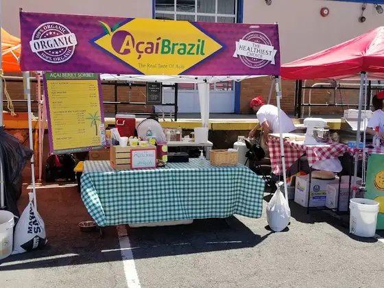 LIC Flea & Food