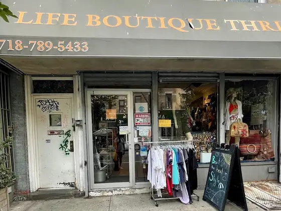 Life Vintage Boutique & Thrift