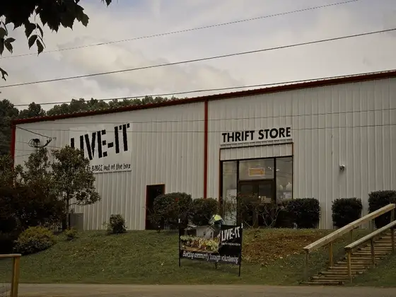 Live It Thrift