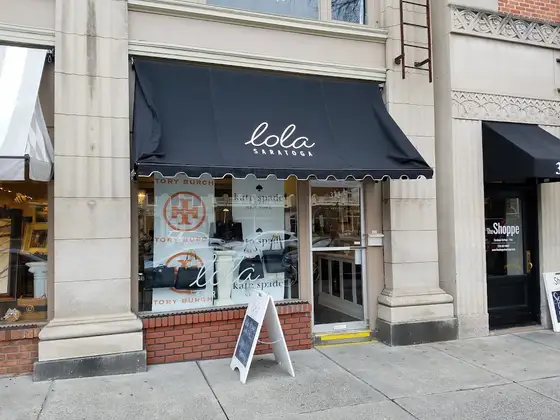 Lola Saratoga