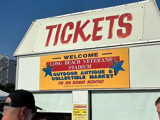 Long Beach Antique Market