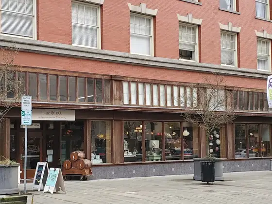 Luluz & Co. in Tacoma, WA