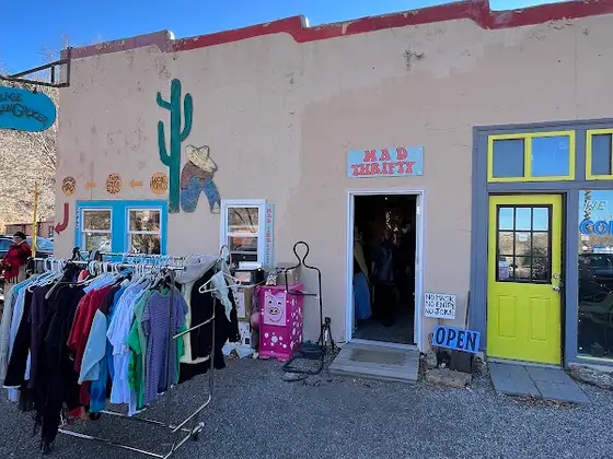 Mad Thrifty in La Cienega, NM