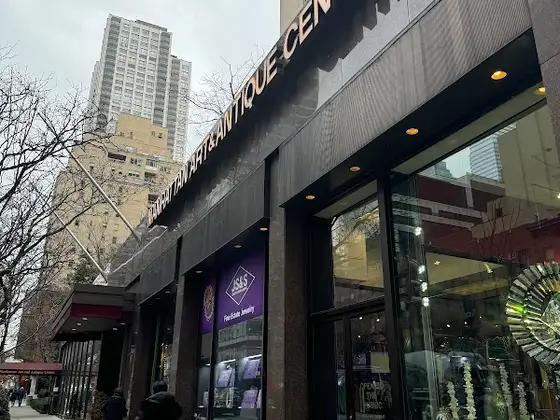Manhattan Art & Antiques Center in New York, NY