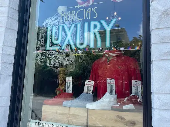 Marcia's Luxury