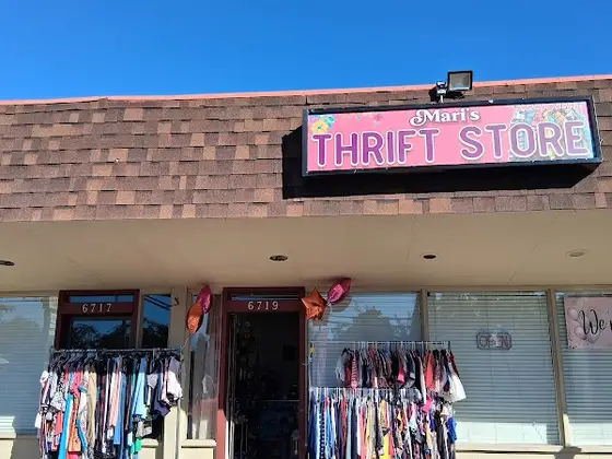 Mari's Thrift Store