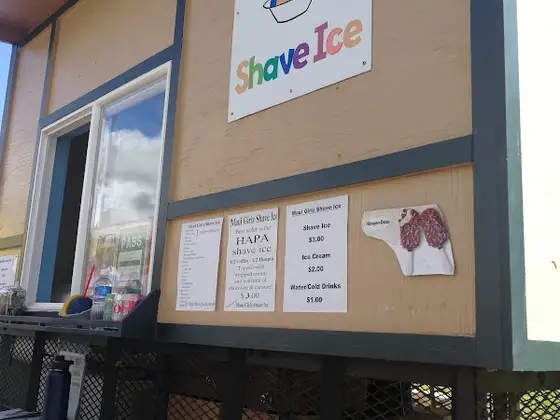Maui Swap Meet in Kahului, HI