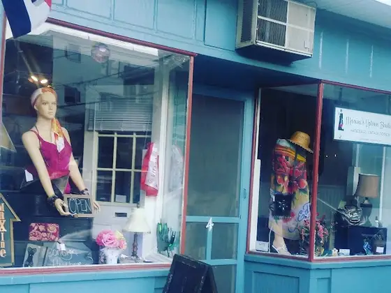 Maxine's Uptown Boutique