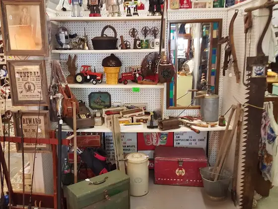 Memory Lane Antiques and Collectables