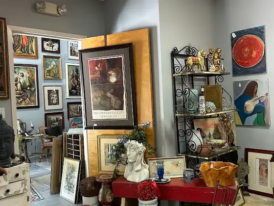 Metro Vintage Market & Gallery in Kensington, MD