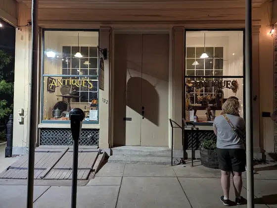 Moravian House Antiques