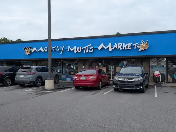 Mostly Mutts Market