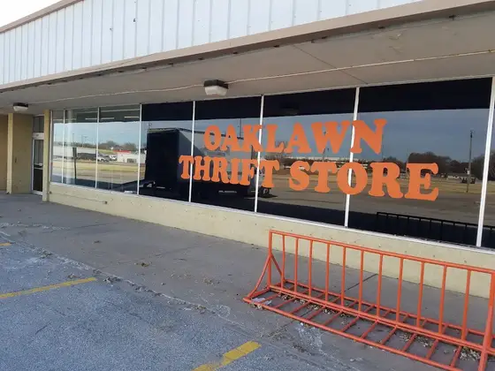 Oaklawn Clothing 'N Stuff
