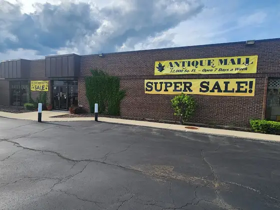 Oakton Street Antique Center