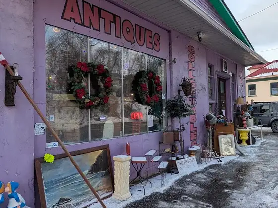 Ohio River Antique Mall in Bellevue, PA