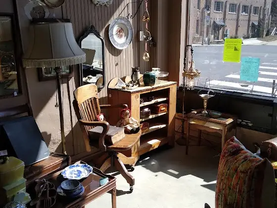 Open Eye Consignment