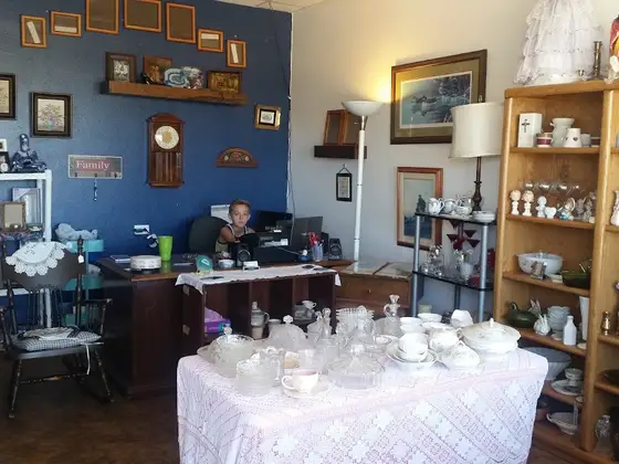 Pag & Dag Thrift Store and More