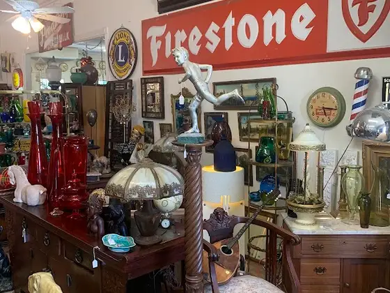 Palm & Olive Antiques-Vintage