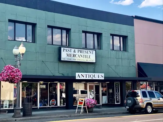 Past and Present Mercantile