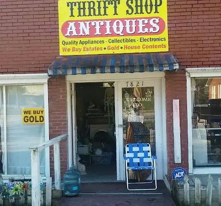 Paw Paw's Thrift Shop