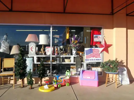 Paws & Claws Thrift Store