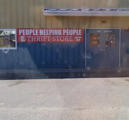 people Helping people thrift store in La Grande, OR