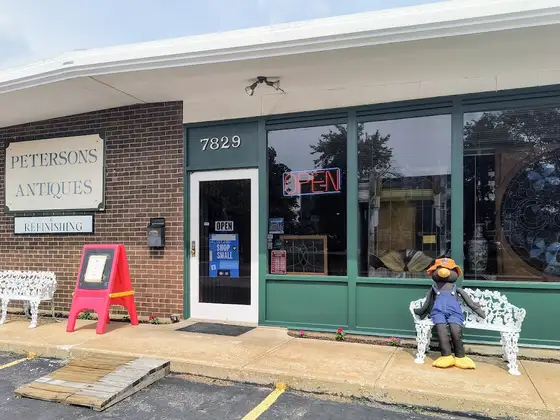 Petersons Antiques