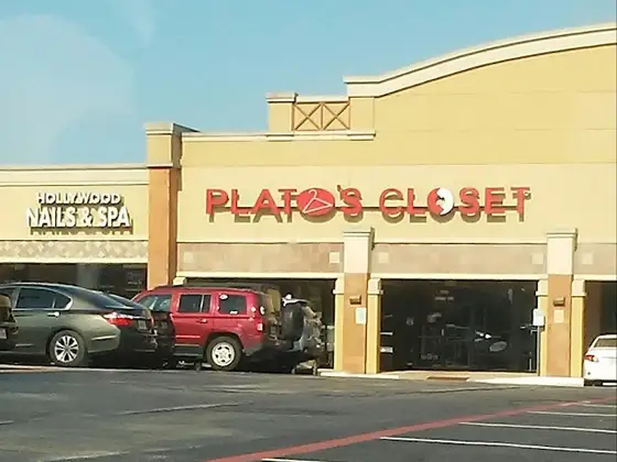 Plato's Closet in Dallas, TX
