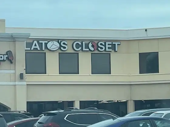 Plato's Closet