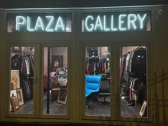 Plaza Gallery