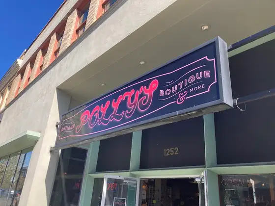 Polly's Antique Boutique