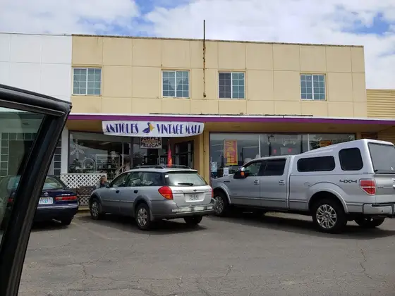 Purple Pelican Antique Mall