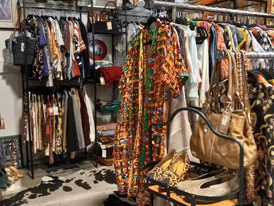 Ramona Hotel Vintage Clothing