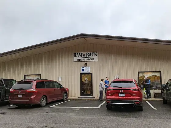 Rams Rack Thrift Store