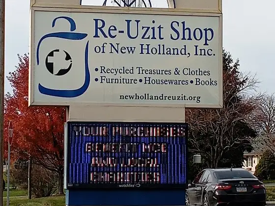 Re-Uzit Shop of New Holland