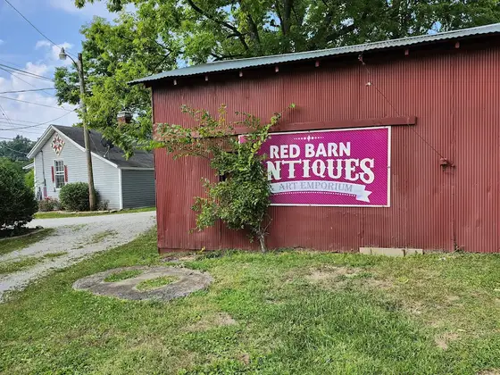Red Barn Antique & Art Emporium