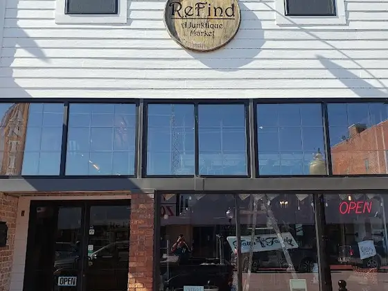 ReFind A-Juntique Store