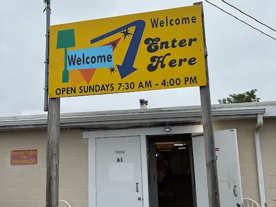 Renninger's Antique Market