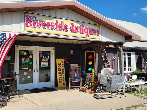 Riverside Antiques