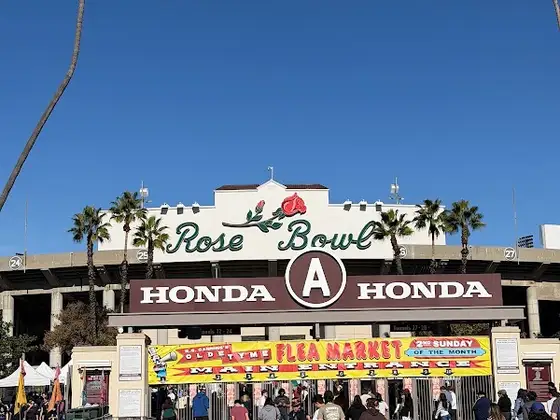 Rose Bowl Flea Market