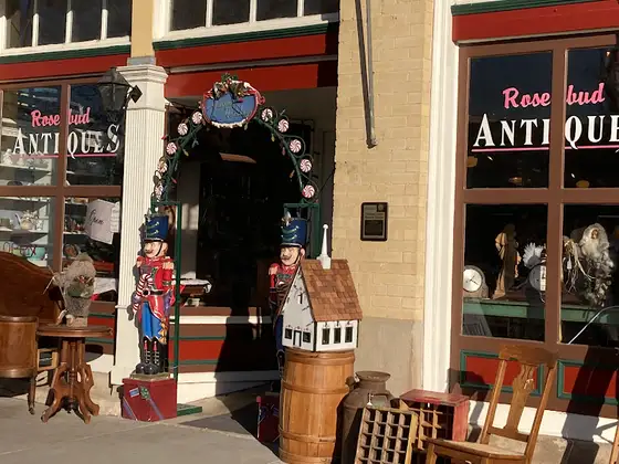 Rosebud Antiques