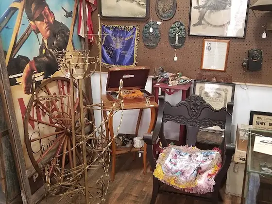 Ruman & Kraft Antiques