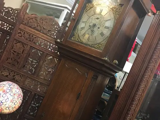 Sandfly Market Place - Antique furniture store