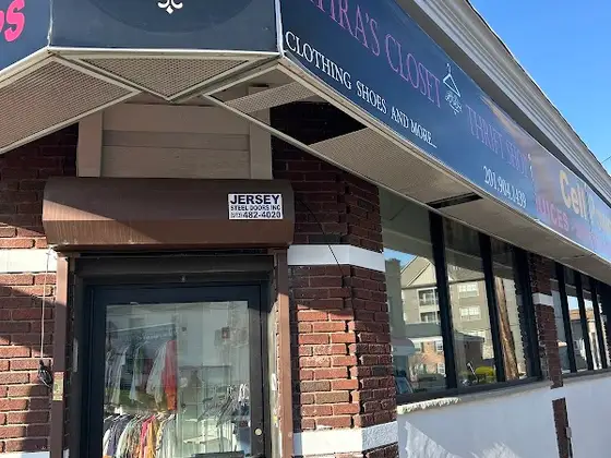 Satira's Closet Thrift Shop